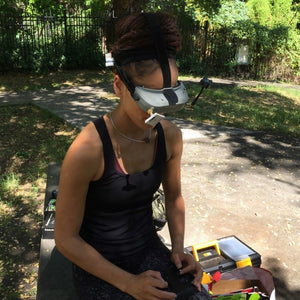 Initiation au pilotage de mini drones racer inoffensifs